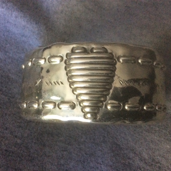 Brighton Silver Hinged Bangle Bracelet - Picture 1 of 2